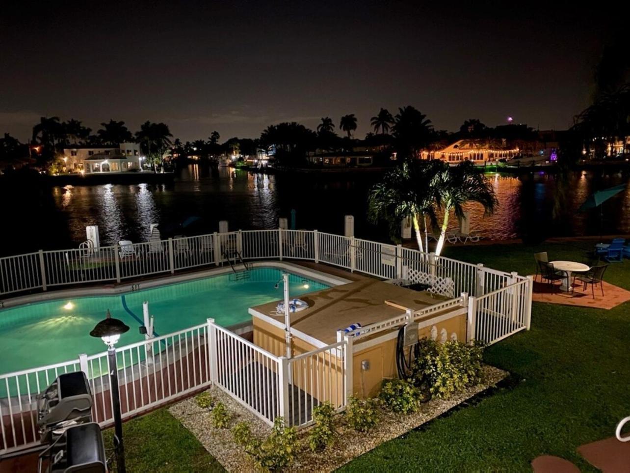 Studio Intracoastal Views! 5 Min Walk To The Beach Villa Pompano Beach Exterior foto